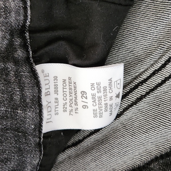 Judy Blue Jeans - Picture 6 of 11